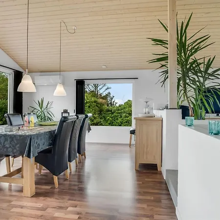 Bengta - 200m From The Sea By Interhome Feriehus